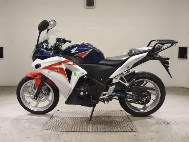 Honda CBR250R