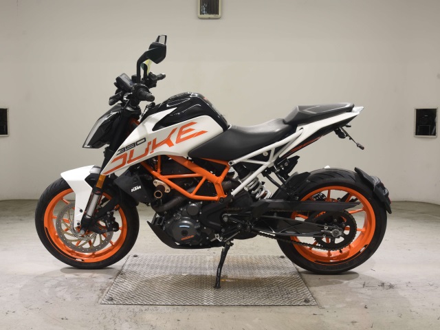 KTM 390 DUKE