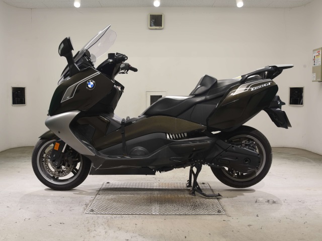 BMW C650GT