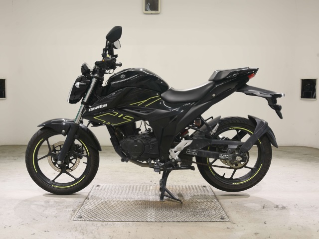 Suzuki GIXXER-150