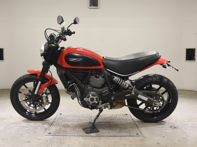 Ducati SCRAMBLER ICON