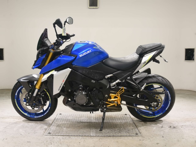 Suzuki GSX-S1000-2