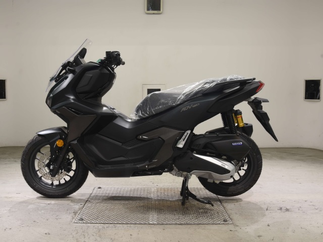 Honda ADV160