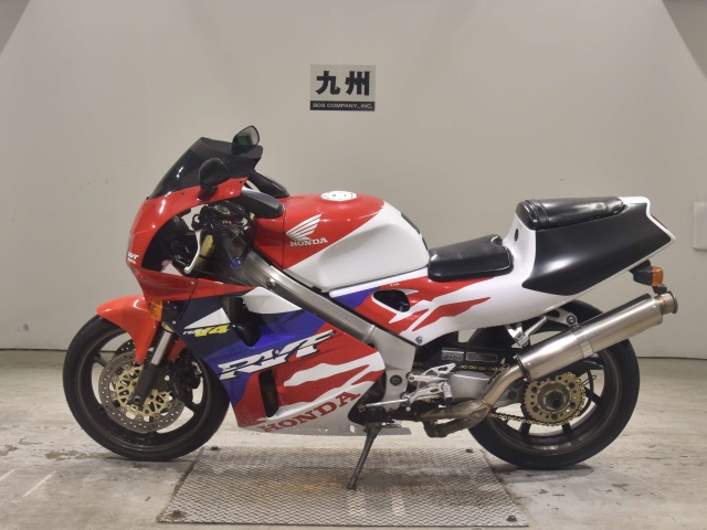Honda RVF400