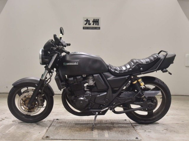 Kawasaki ZRX400