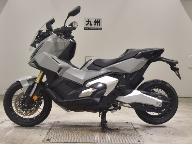 Honda X-ADV750-2