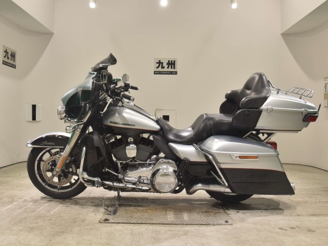 Harley-Davidson Ultra Limited Low FLHTKLTC1690