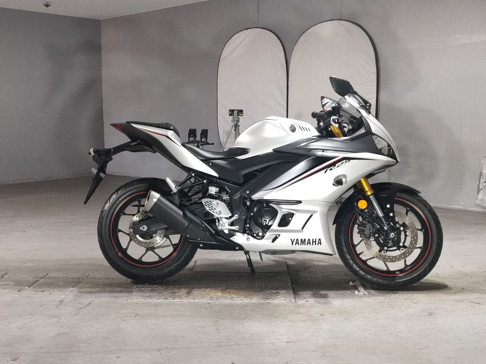 Yamaha YZF-R25