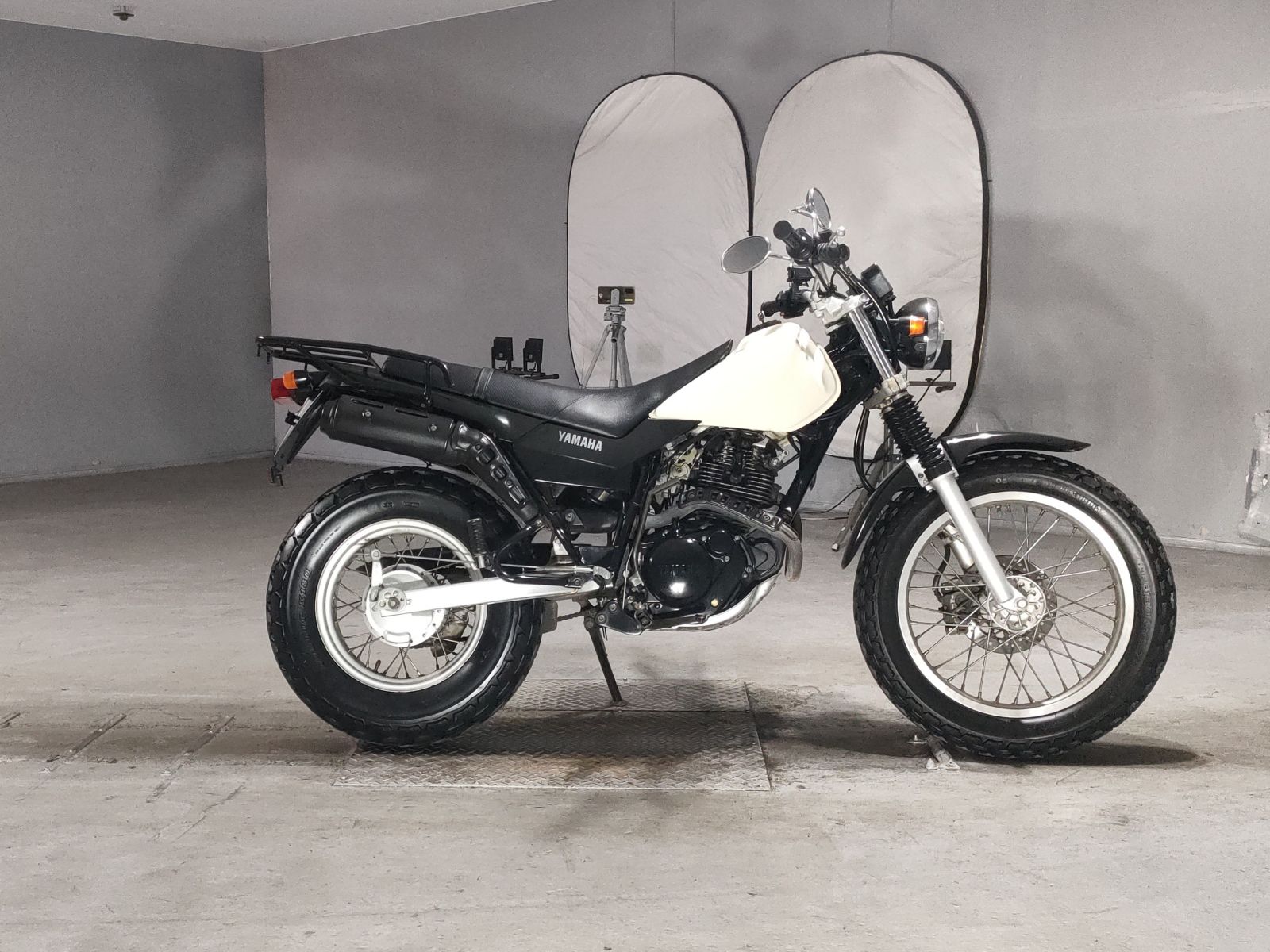 Yamaha TW225