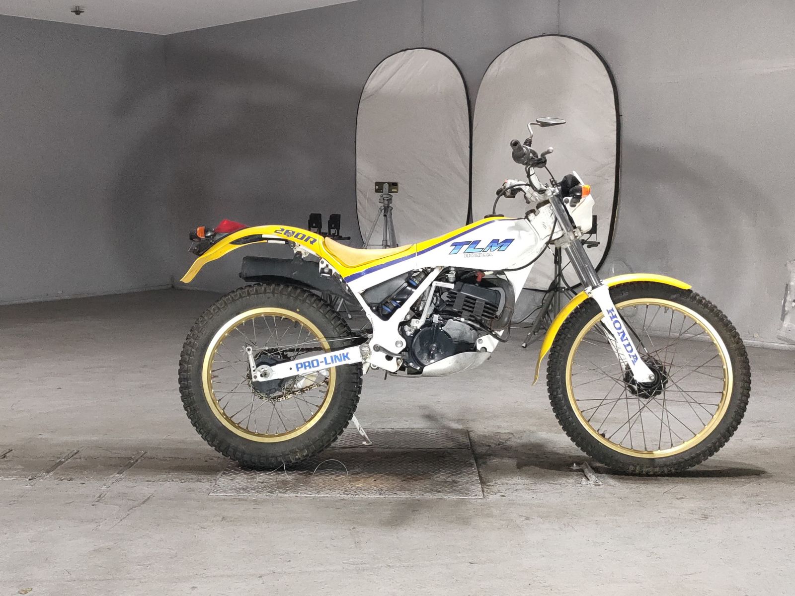 Honda TLM200R