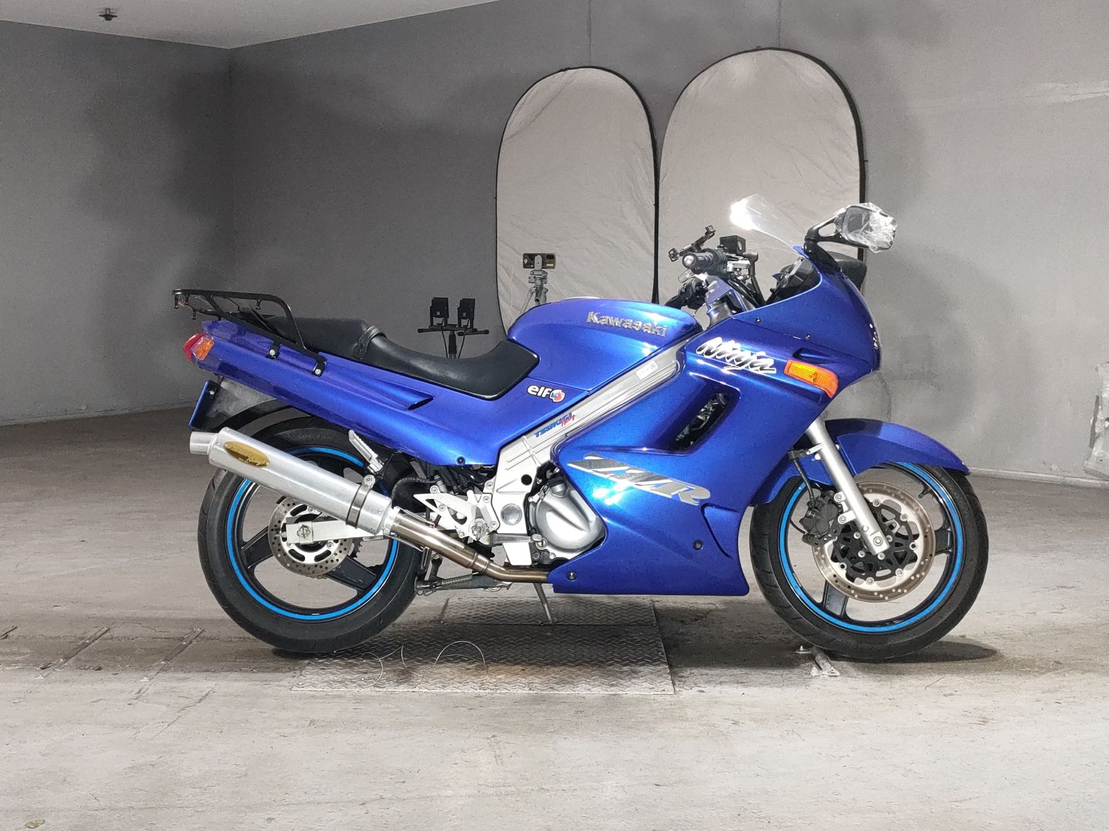 Kawasaki ZZR250