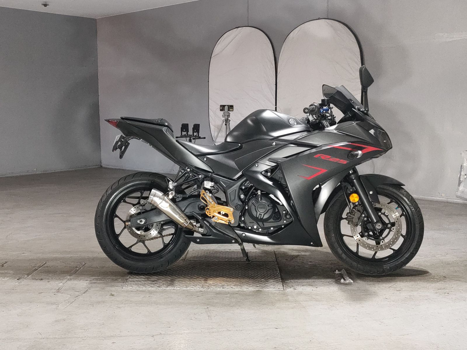 Yamaha YZF-R25