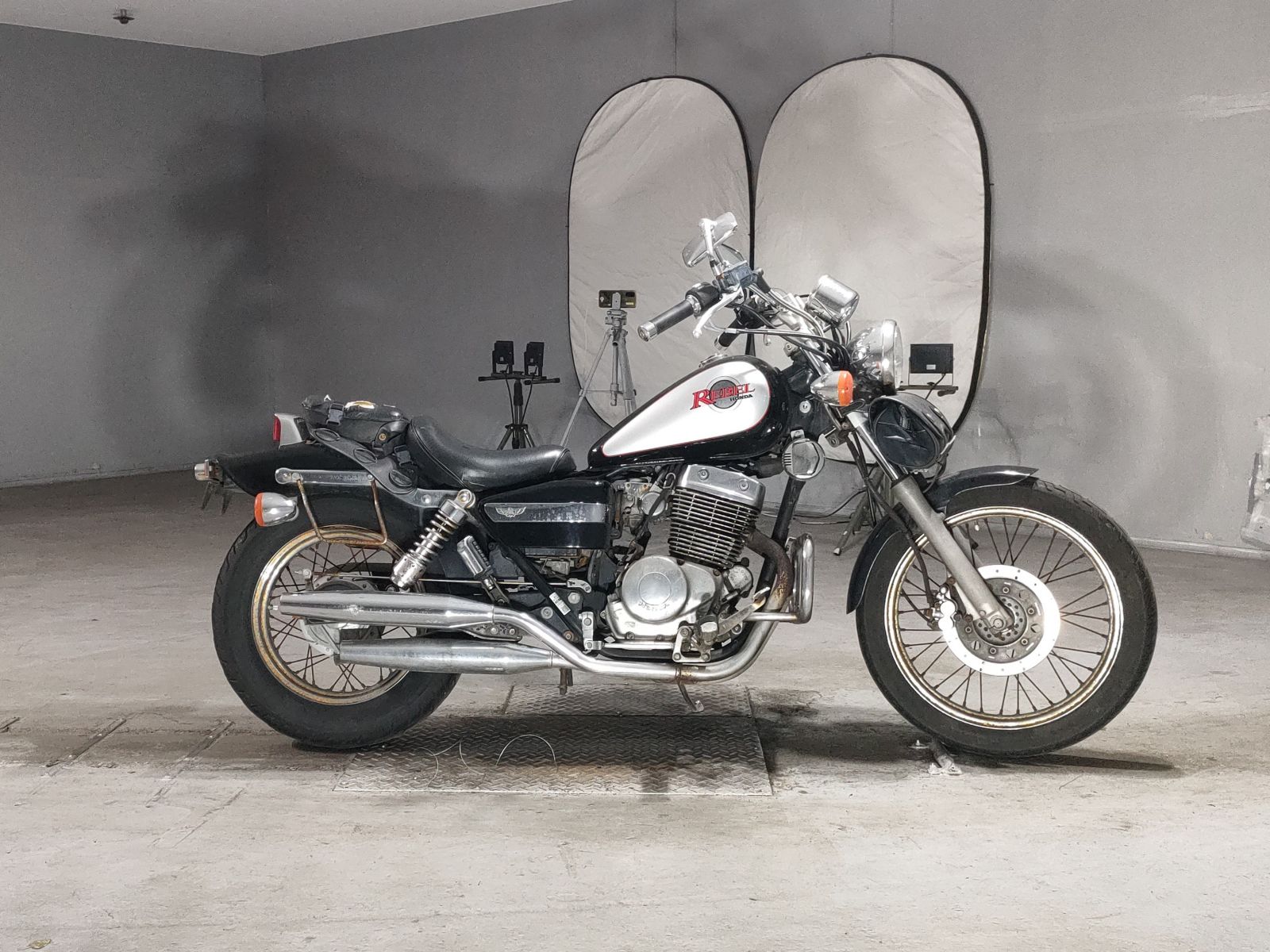 Honda REBL