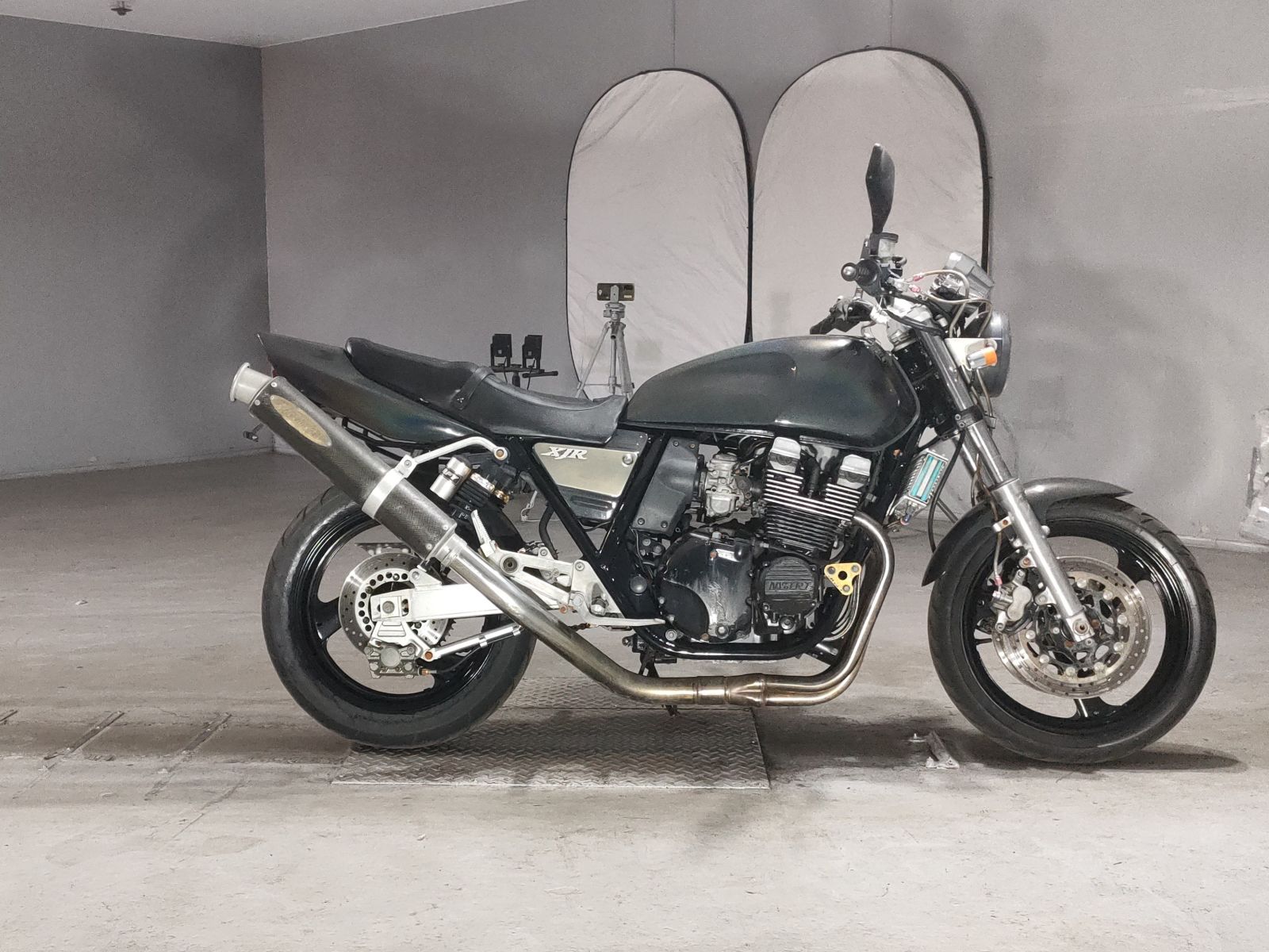 Yamaha XJR400R-1