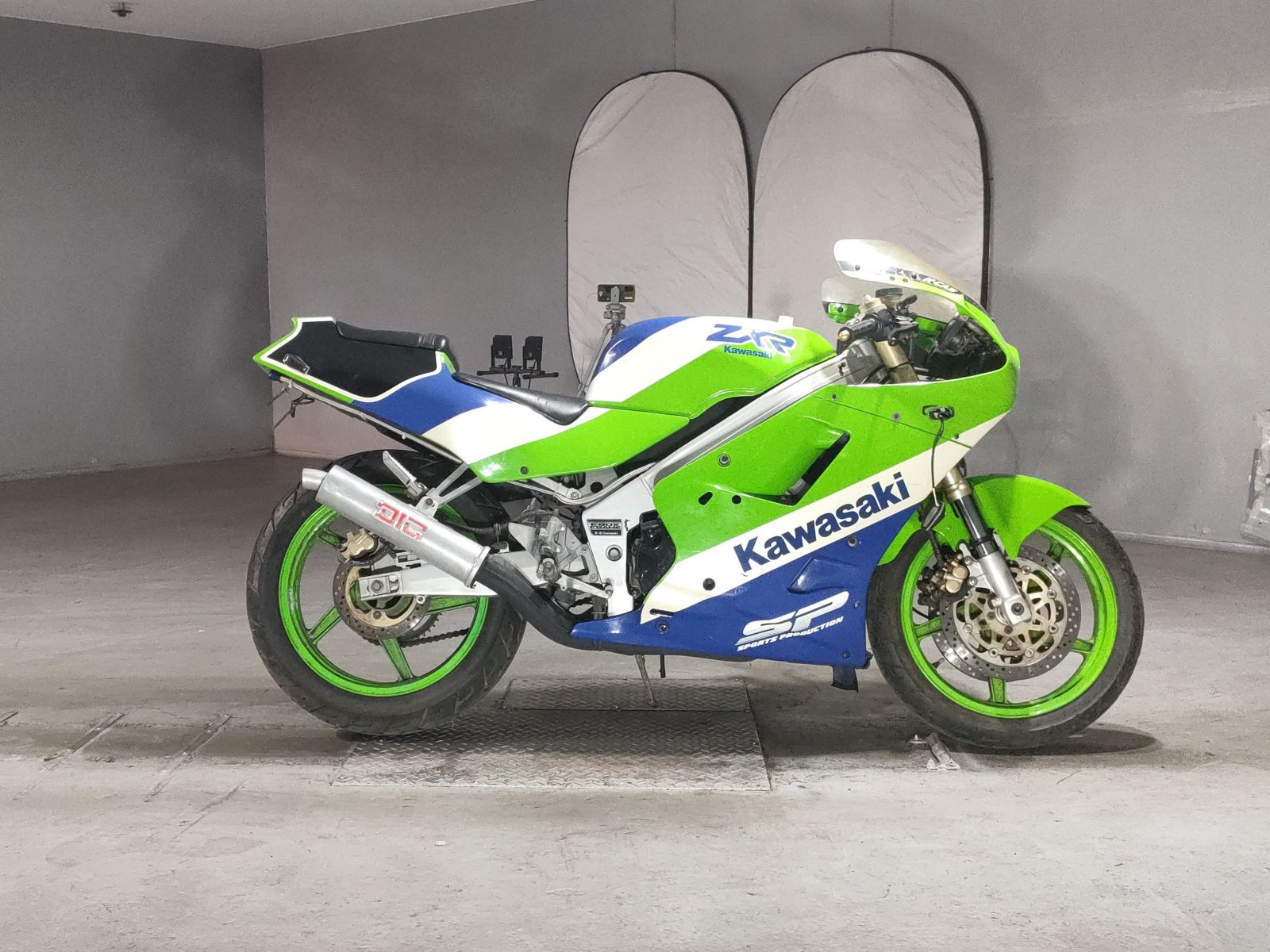 Kawasaki ZXR250