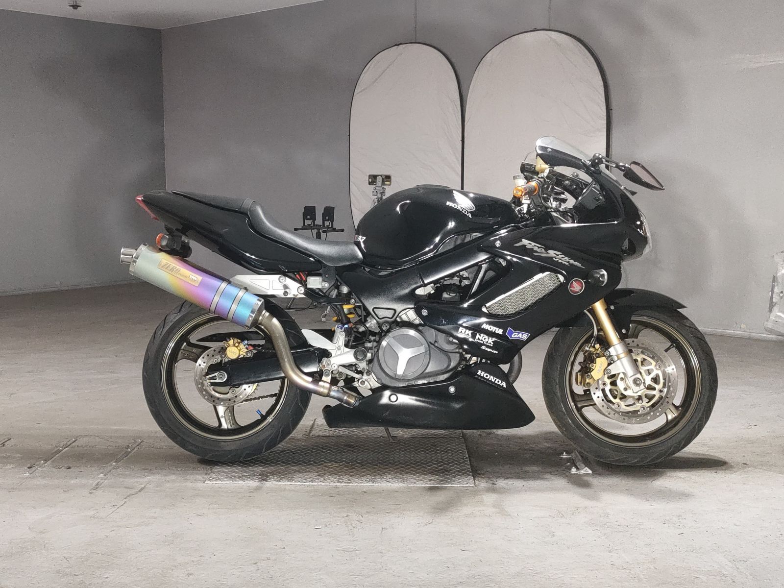 Honda VTR1000F