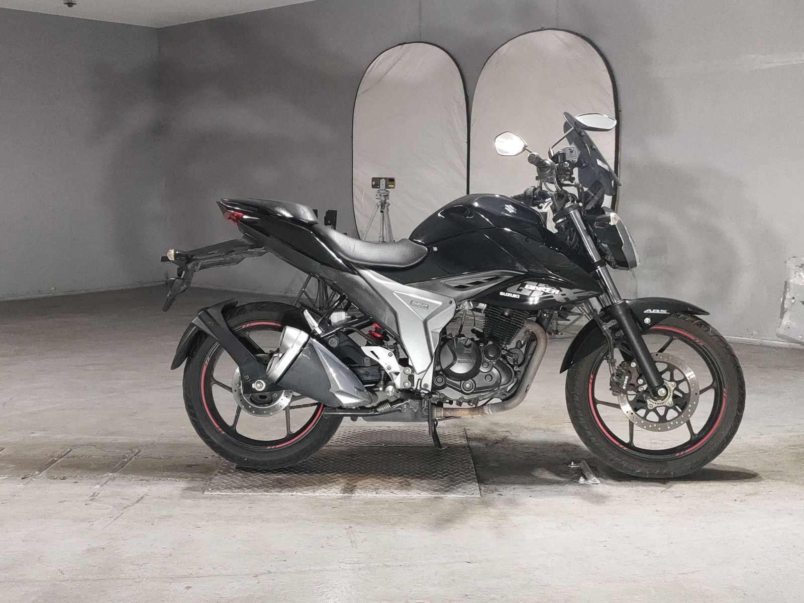 Suzuki GIXXER-150