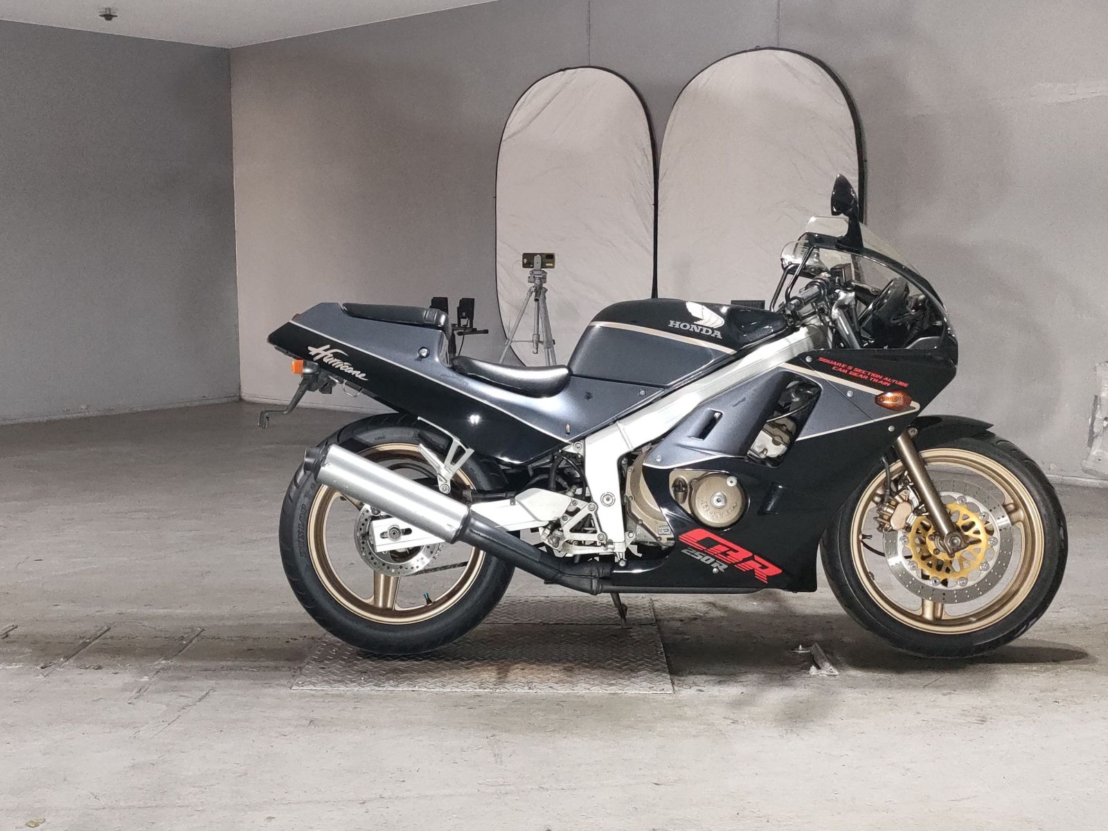 Honda CBR250R