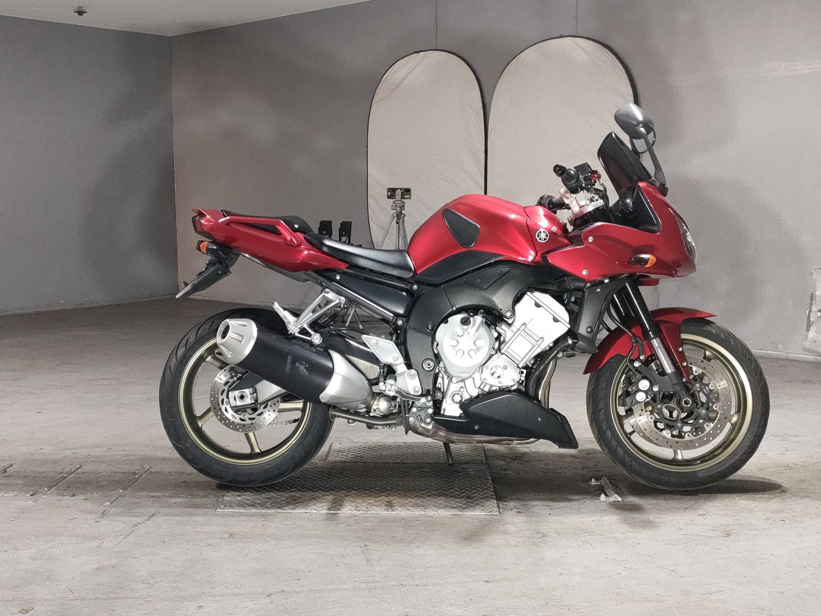 Yamaha FZ-1 FAZER
