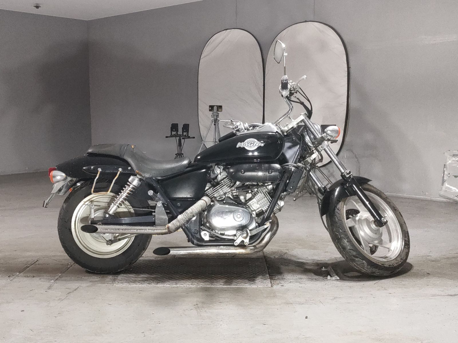 Honda MAGNA 250