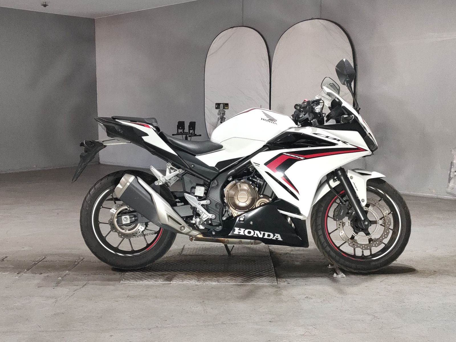 Honda CBR400R