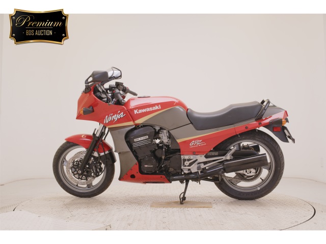 Kawasaki GPZ900R