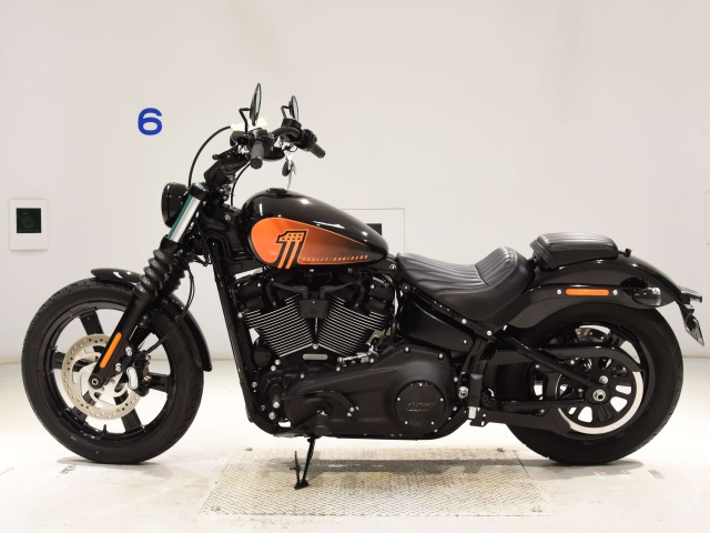 Harley-Davidson Street Bob 114 FXBBS1870