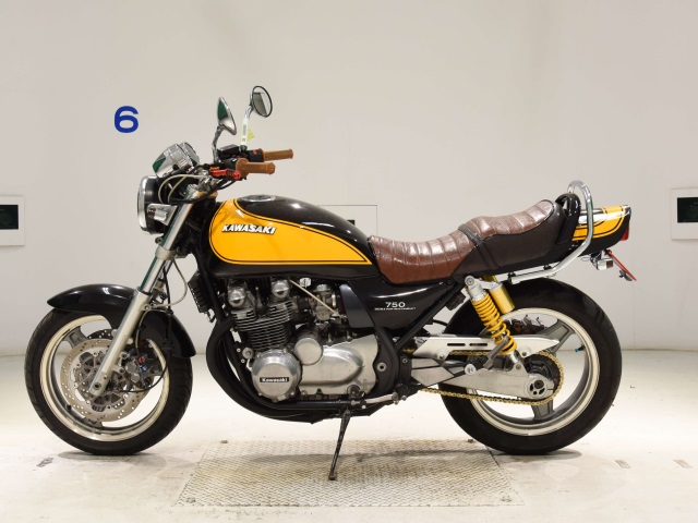 Kawasaki ZEPHYR750