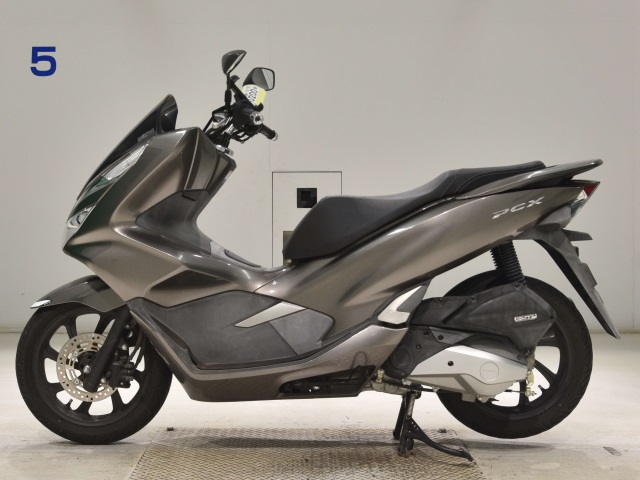 Honda PCX125-3
