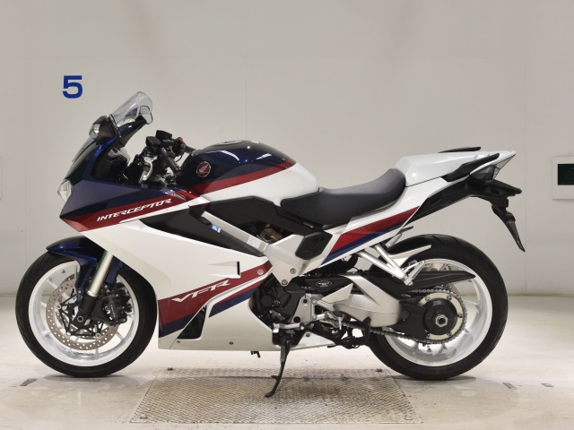 Honda VFR800F