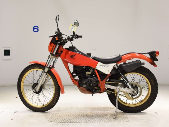 Honda TLR200