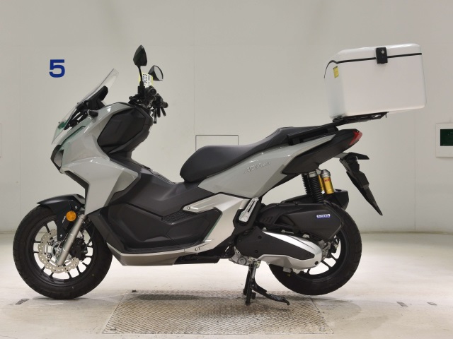 Honda ADV160