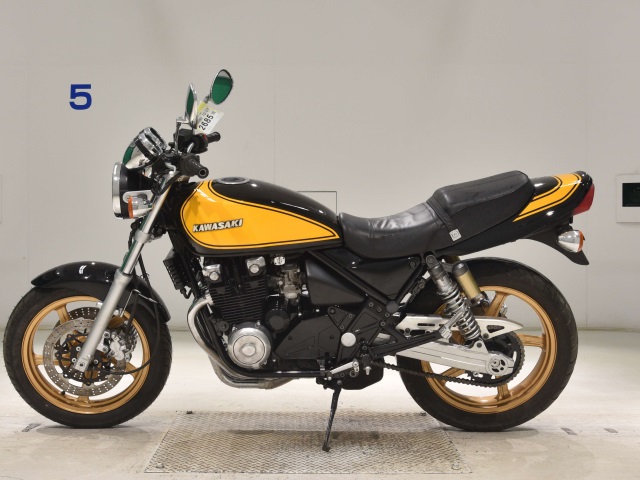 Kawasaki ZEPHYR400K