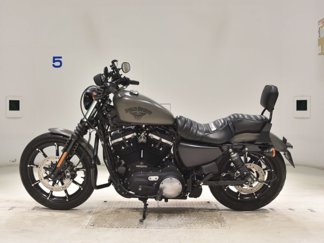 Harley-Davidson Iron 883 XL883N