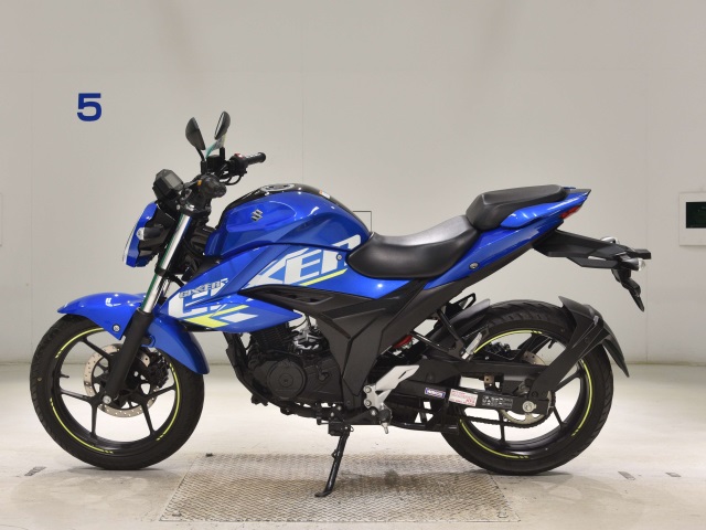 Suzuki GIXXER-150