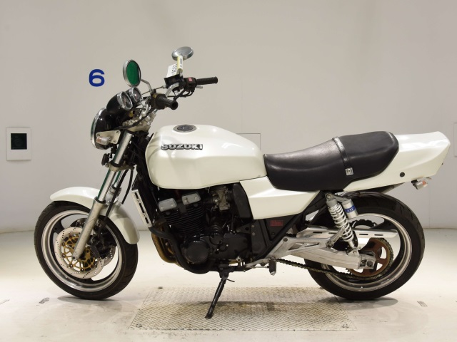 Suzuki GSX400