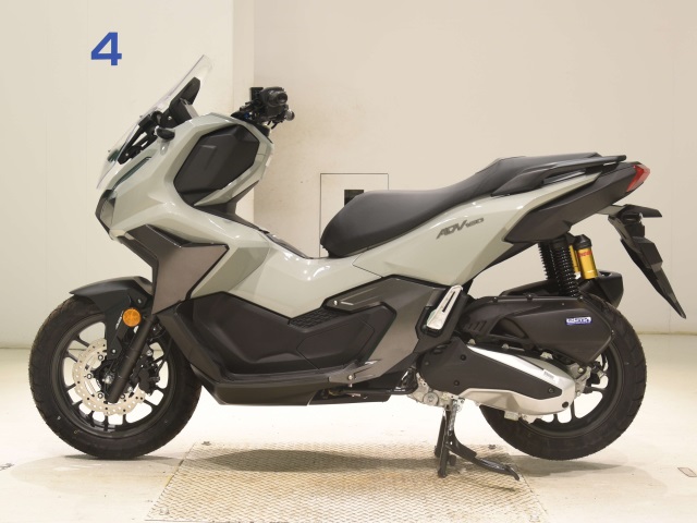 Honda ADV160