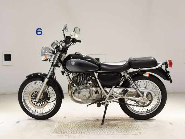 Suzuki ST250E