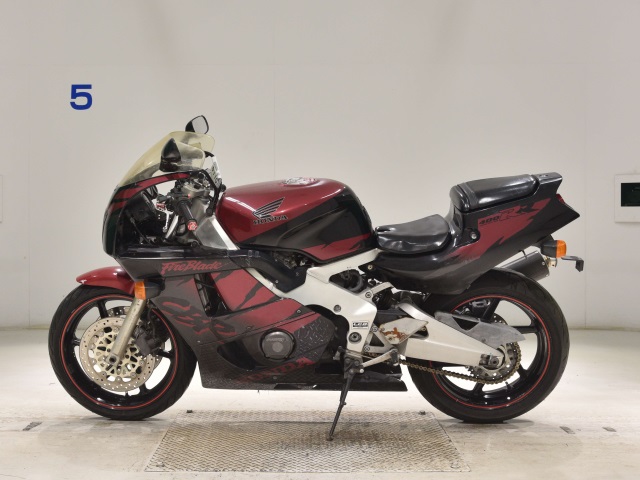 Honda CBR400RR