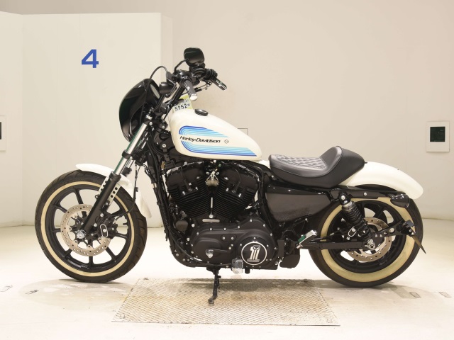 Harley-Davidson Iron 1200 XL1200NS