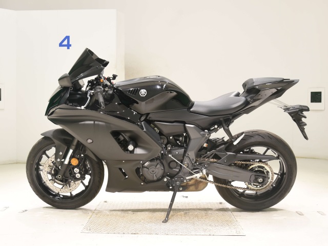 Yamaha YZF-R7-2