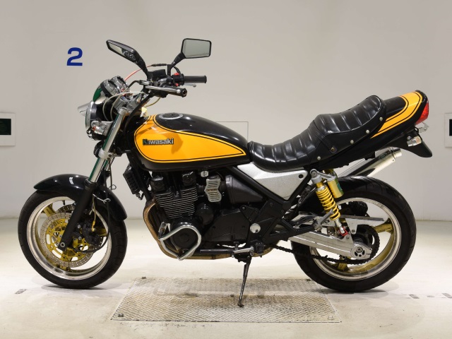 Kawasaki ZEPHYR400K