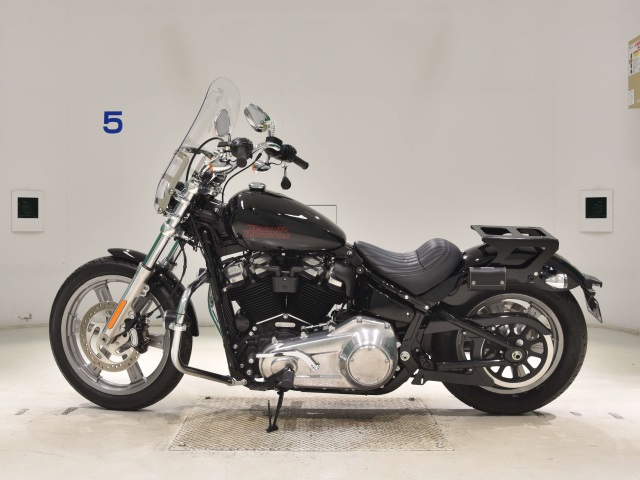 Harley-Davidson Softail Standard FXST1750