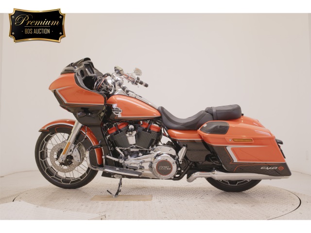 Harley-Davidson CVO Road Glide FLTRXSE1920