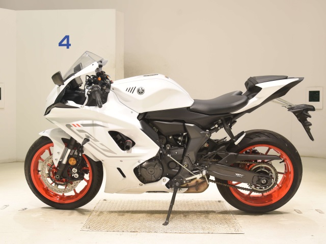 Yamaha YZF-R7-2