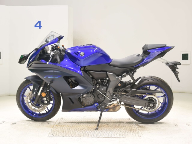 Yamaha YZF-R7-2