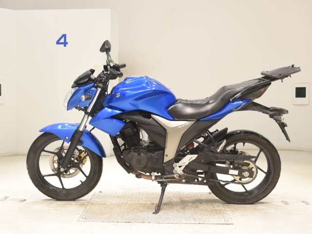 Suzuki GIXXER-150