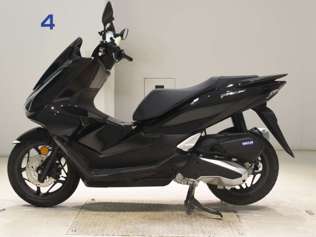 Honda PCX125-4