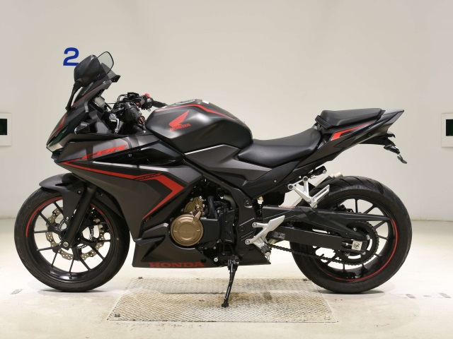 Honda CBR400R-2