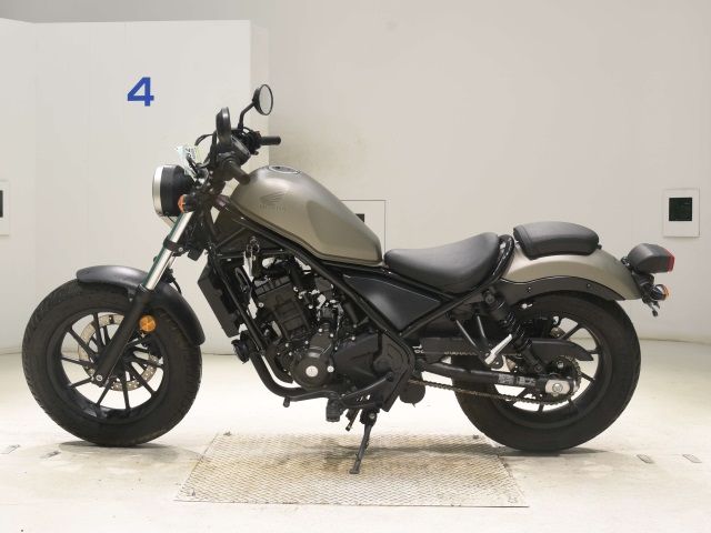 Honda REBEL